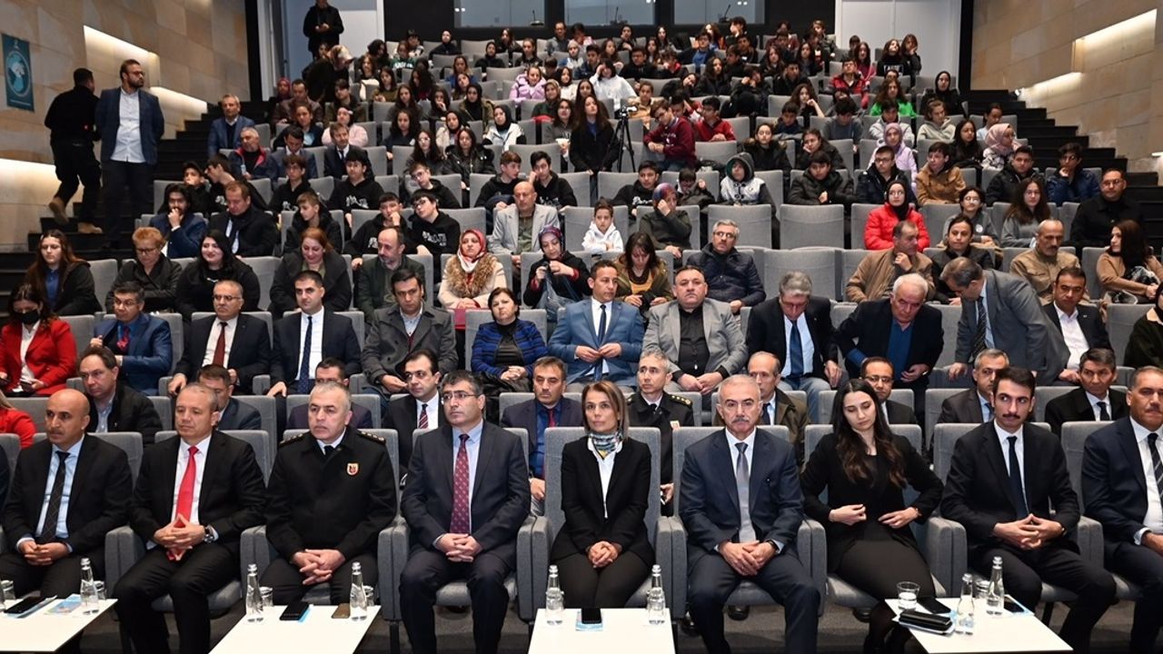 Nevşehir'de "10 Aralık Dünya İnsan Hakları Günü" kutlandı