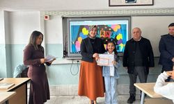 Hacıbektaş'ta Karneler Dağıtıldı