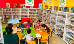 Hacıbektaş İlçe Halk Kütüphanesi'nde Minik Okurlara Kitap ve Boyama Etkinliği