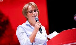 Prof. Dr. Bedriye Poyraz’dan Ödül Sonrası Dikkat Çeken Mesaj