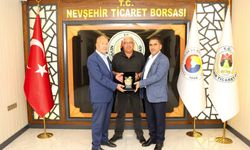 Nevşehir Ticaret Borsası’nda Dört Yıllık Dönem Tamamlandı: Hacıbektaşlı İş İnsanı Ali Aslan’a Plaket