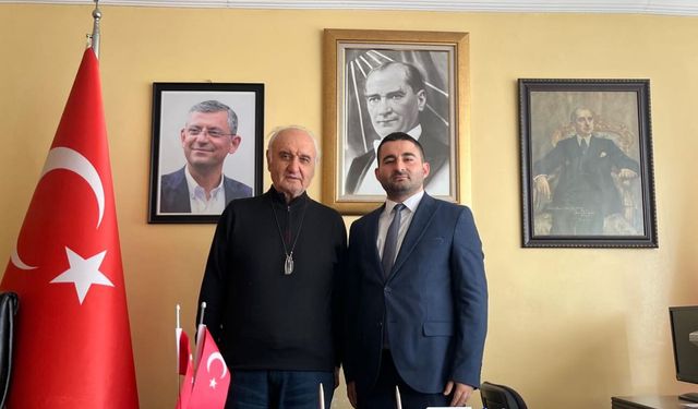 Selmanpakoğlu Yeni CHP Yönetimini Kutladı