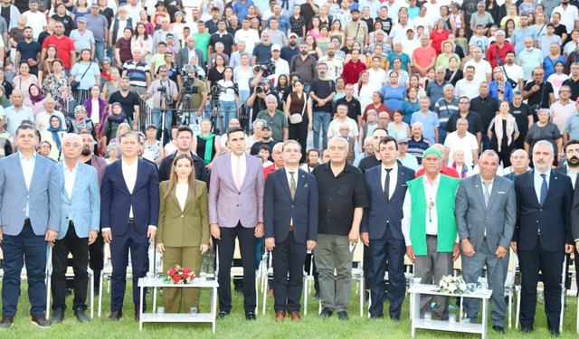 Abdal Musa Anma Etkinlikleri'nde Hacıbektaş Ruhu Yaşatıldı: Binlerce Can Elmalı'da Buluştu