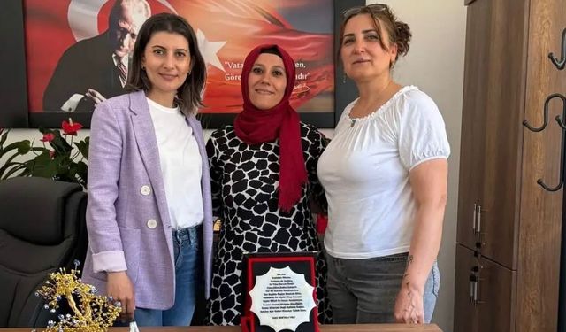 Hacıbektaş Esnaf ve Sanatkârlar Odası'ndan Gençlik ve Spor İlçe Müdürü Ayşe Değerlier'e Hayırlı Olsun Ziyareti