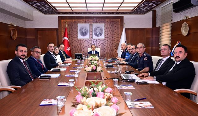 Nevşehir’de İl Güvenlik Koordinasyon Toplantısı Yapıldı: Hacıbektaş Kaymakamı Özlem Doğan da Katıldı