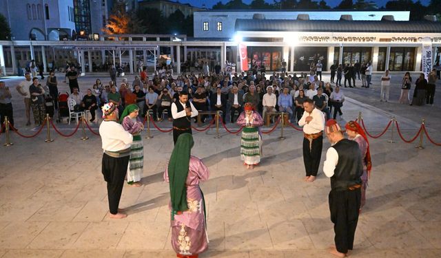 Hacıbektaş Kültür ve Sanat Topluluğu Semah Ekibi, Kırşehir'deki 2 Temmuz Anma Etkinliğine Katıldı