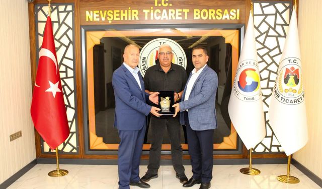 Nevşehir Ticaret Borsası’nda Dört Yıllık Dönem Tamamlandı: Hacıbektaşlı İş İnsanı Ali Aslan’a Plaket