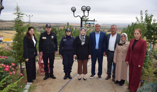 Karaburna’daki Ağaçlandırma Alanlarına Protokol Ziyareti