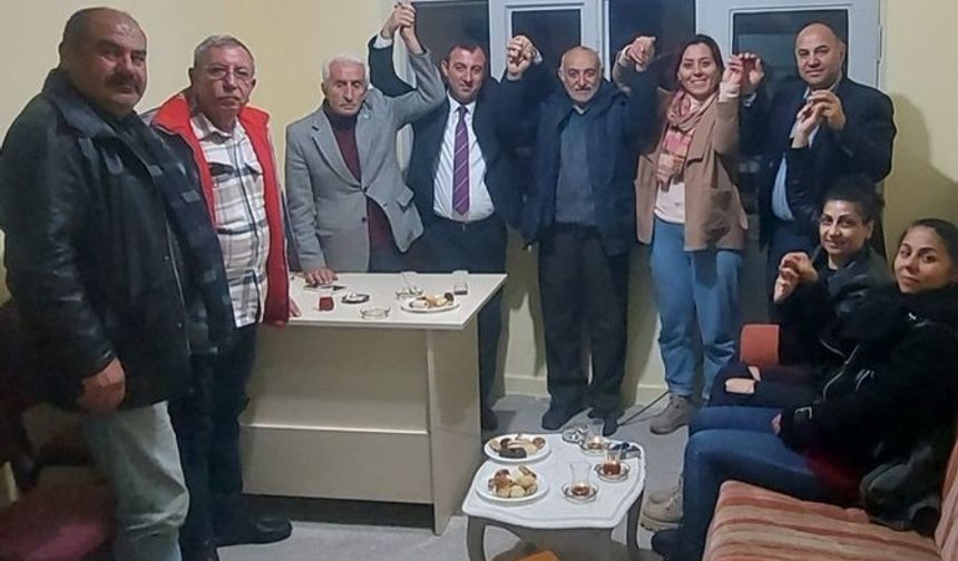 Ahmet Erdemli Hacıbektaş İYİ Parti ilçe binasını ziyaret etti