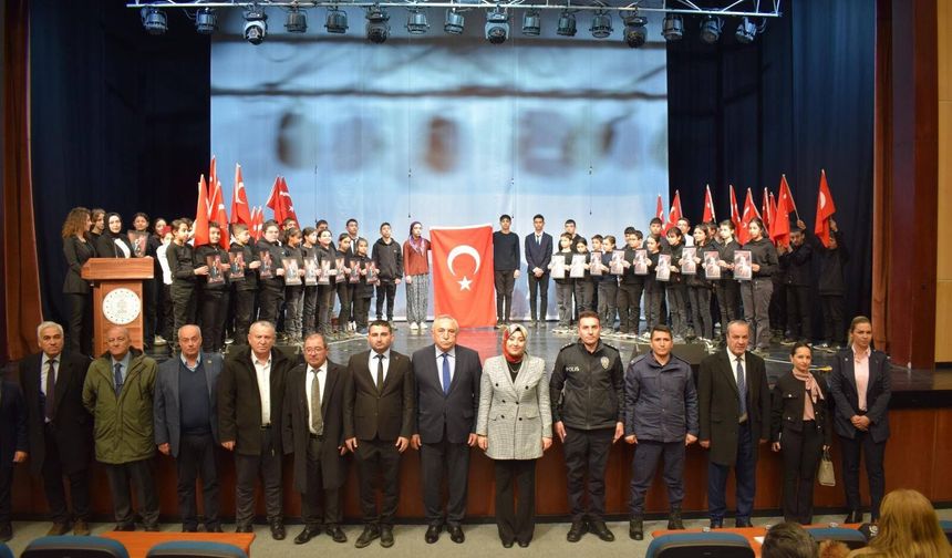 İstiklal Marşı’nın Kabulü ve Mehmet Akif Ersoy’u Anma Günü Programı Düzenlendi