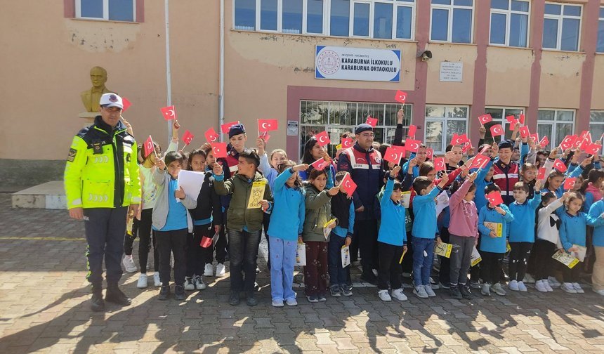 Hacıbektaş'ta Öğrencilere Akran Zorbalığı ve Trafik Eğitimi Verildi