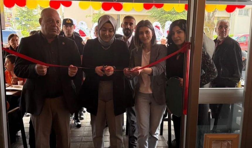 Hacıbektaş’ta Konyalı Etli Ekmek Açıldı