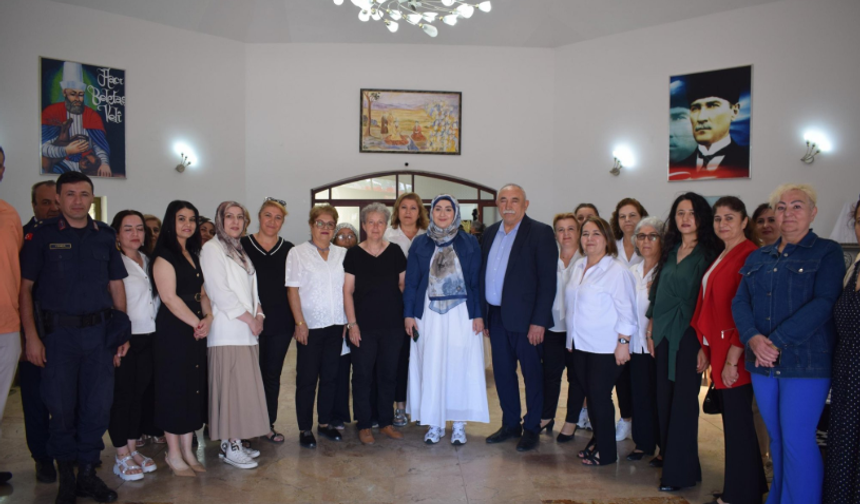 Hacıbektaş’ta Halk Eğitimi Merkezi Yıl Sonu Sergisi Açıldı