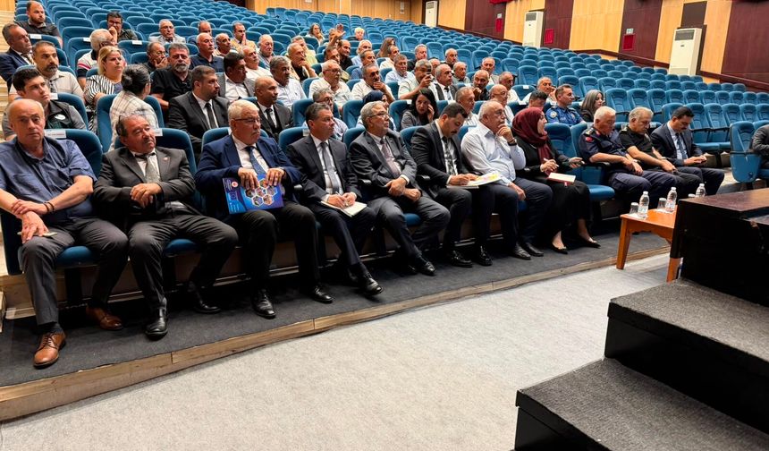 Vali Hüseyin Kök Hacıbektaş'ta Muhtarlarla Bir Araya Geldi