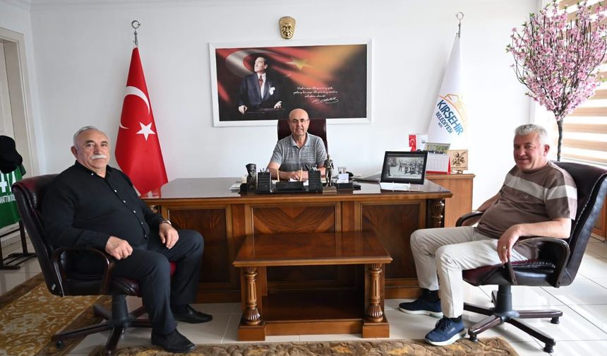 Hacıbektaş Belediye Başkanı Ali Kaim, Kırşehir Belediye Başkanı Selahattin Ekicioğlu’nu Ziyaret Etti