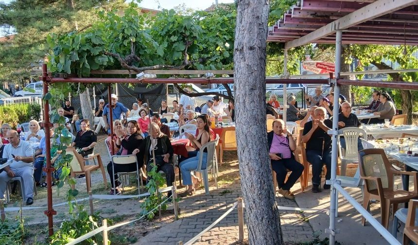 Hacıbektaş Halk Kültür Sanat ve Dayanışma Derneği Resmi Açılışını Yoğun Katılımla Gerçekleştirdi