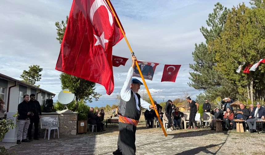 Köşektaş Köyü’nde Cumhuriyet Bayramı Coşkuyla Kutlandı
