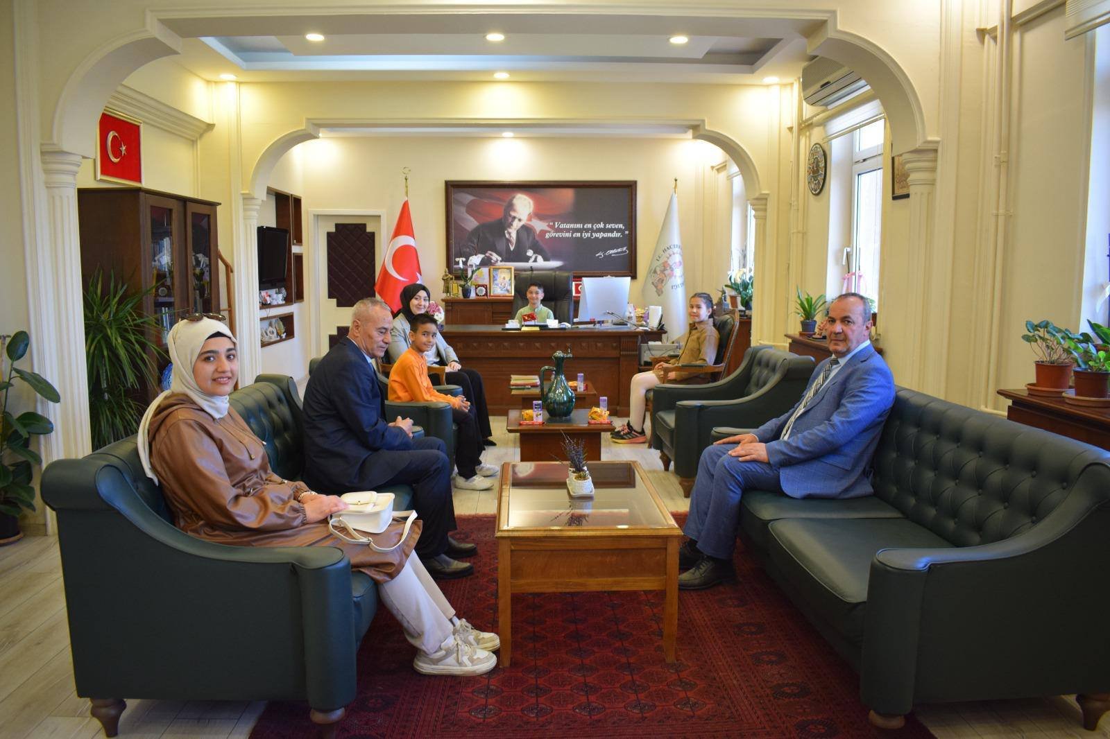 678673816 122137219917007294 6365408110536519808 N