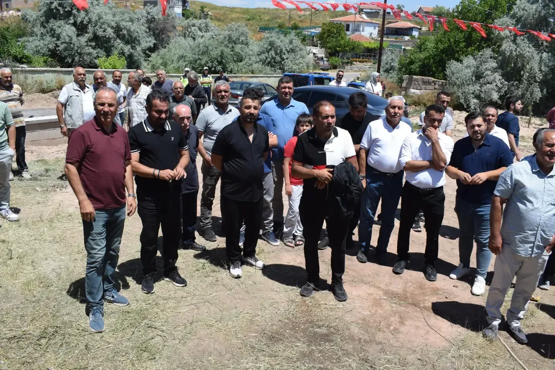 Kaymakamımız Sayın Özlem Doğan, İlçe Jandarma Komutanı Sayın Adem Yener, İlçe Emniyet Müdürü Sa (4)