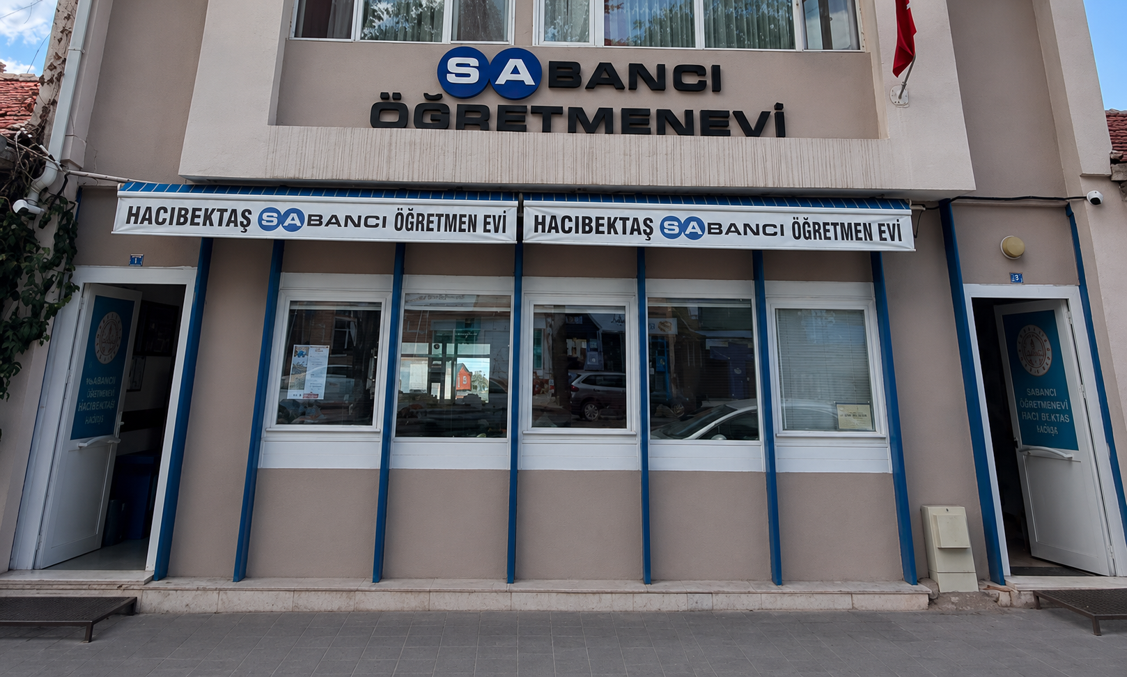 Hacıbektaş Sabancı Öğretmenevi Konaklama ve Sosyal Tesis Hizmetleriyle Faaliyetini Sürdürüyor
