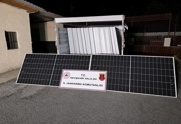 Hacıbektaş'ta Çalınan 59 Güneş Enerjisi Paneli Jandarma Operasyonuyla Bulundu