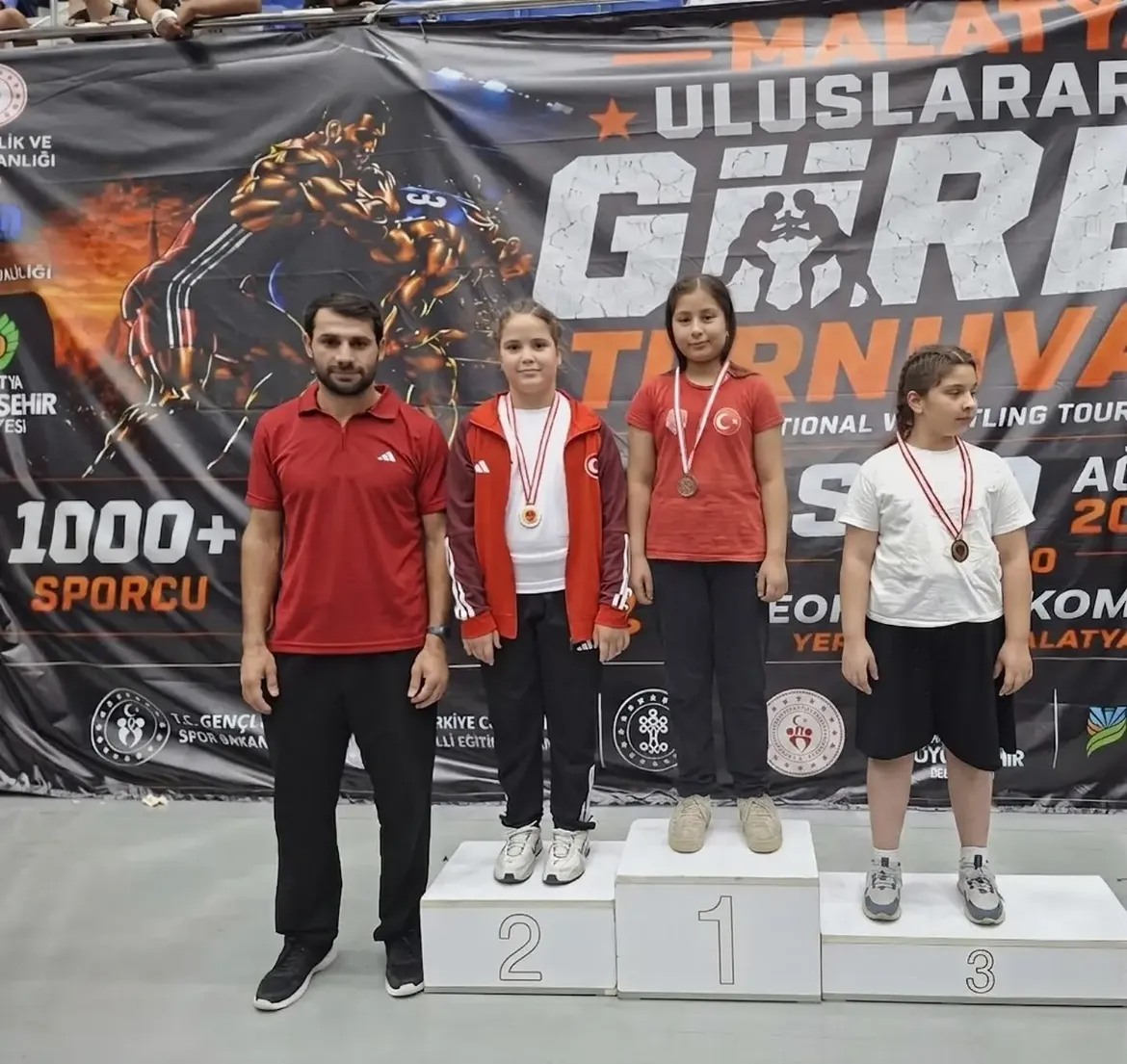 🥈🥉 Hacibektaş’ta Bi̇r İlk! Mi̇nderde Tari̇h Yazdik! 🇹🇷🤼 ♀️Hacıbektaş Kaymakamlığı Ile İlçe Ge (2)